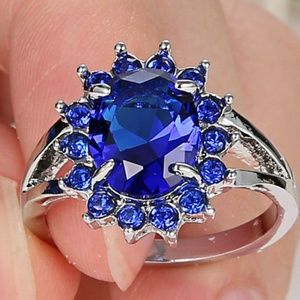 Blue Sapphire Quartz in 925 Silver Setting Size 7